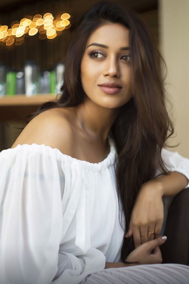 Nivetha-Pethuraj